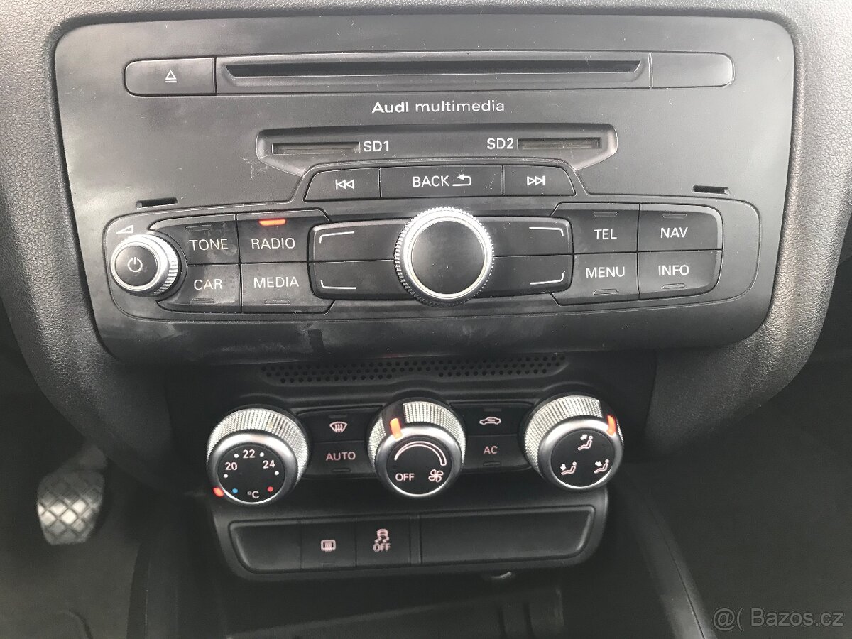 Audi A1, 1.6 TDI 66,KLIMA,ČR,KM... - 13