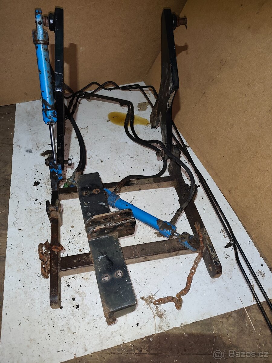 Přední hydraulika - 13
