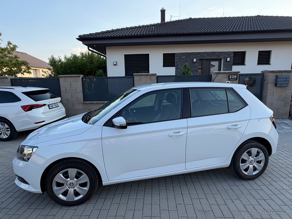 Škoda Fabia 1.0 MPI, rok 10/2018, barva bílá perleť - 13