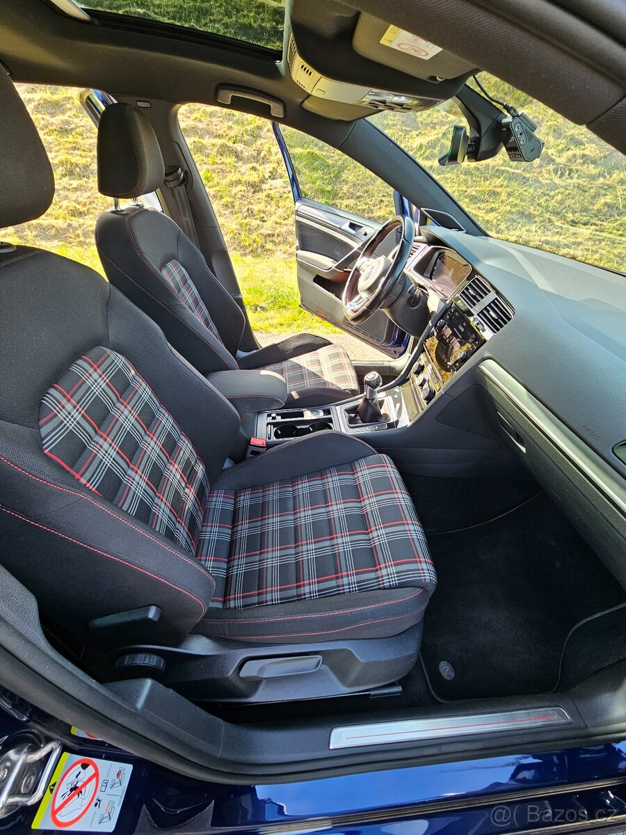 Volkswagen Golf 7 GTI Performance 180 kW - 13