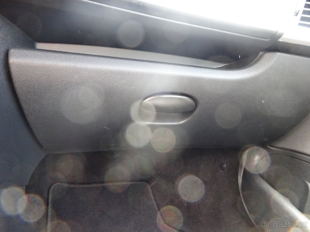 Peugeot 206 PLUS 1,4 HDI - 13