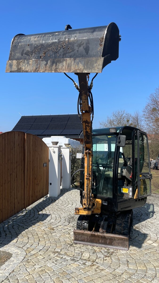PRONÁJEM - MINIBAGR / MINIRYPADLO CASE 15 - 13