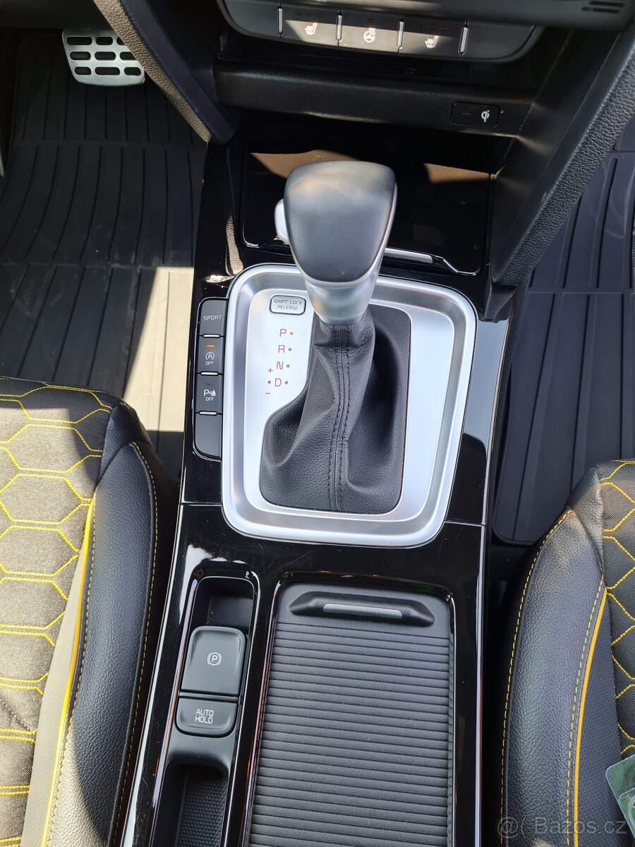 Kia Xceed 1.6 CRDI First Edition - 13