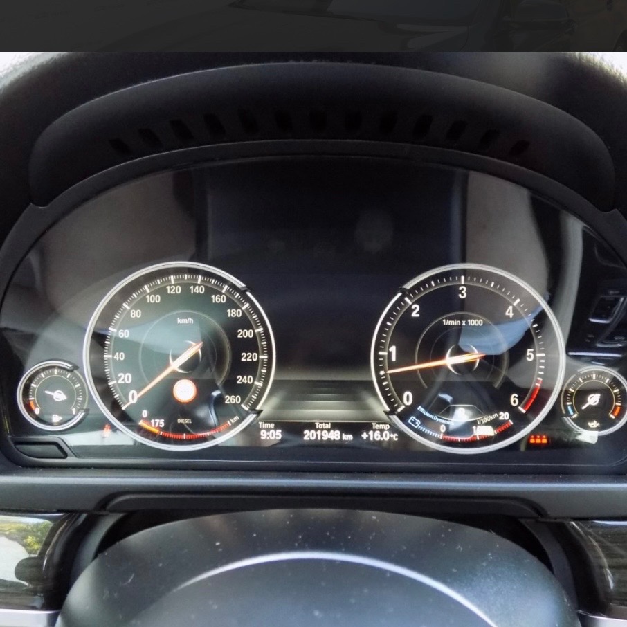 530d xDrive M-Sport TOP stav - 13