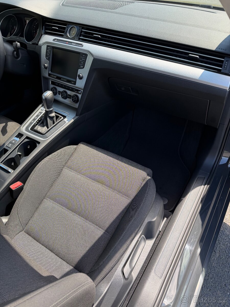 VW Passat B8 Variant 2.0TDI 140kw DSG - 13