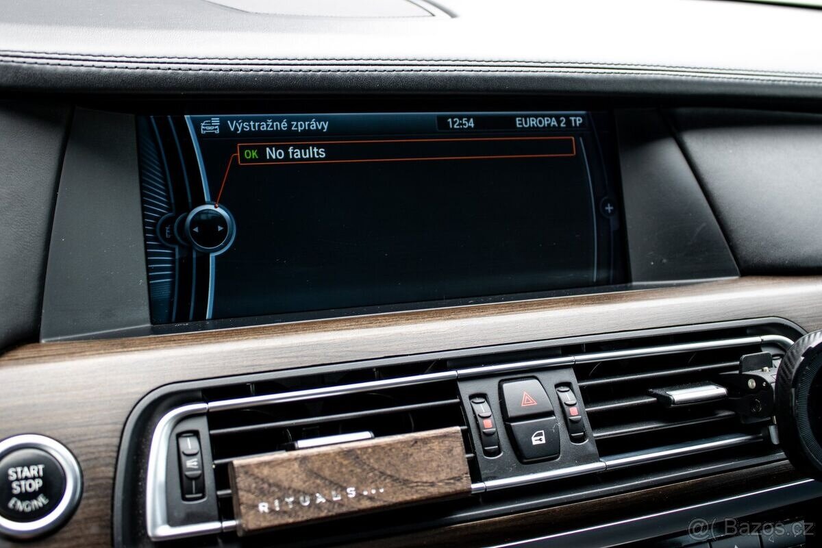 BMW 740d XDRIVE 2011 225kW - 13