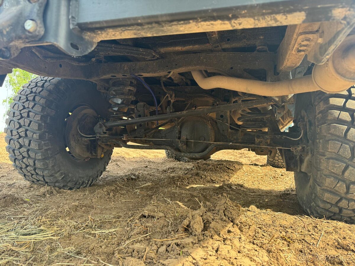 Toyota Land Cruiser 80 - 13