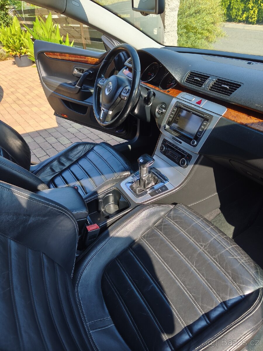 VW Passat CC - 13