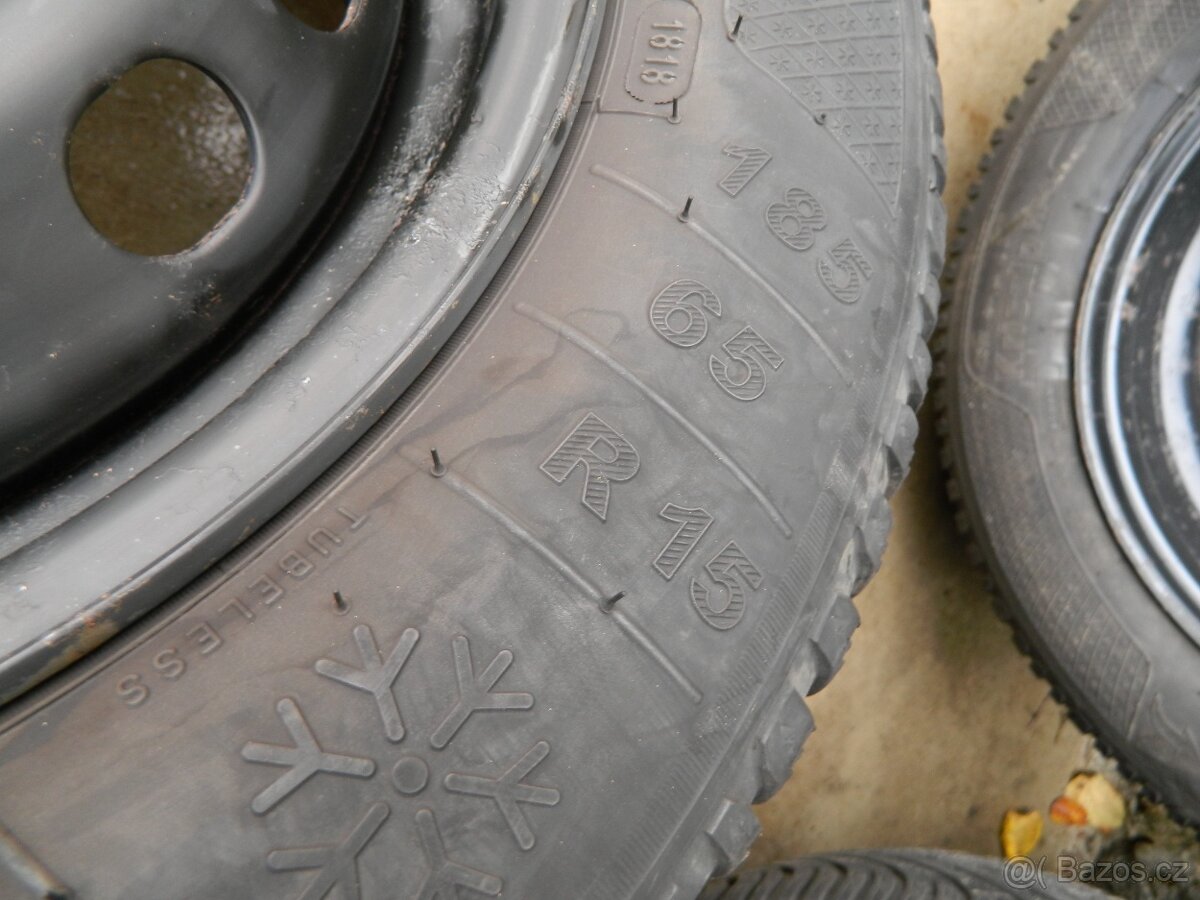 kola Dacia Dokker+zimní pneu r15+senzory tlaku - 13