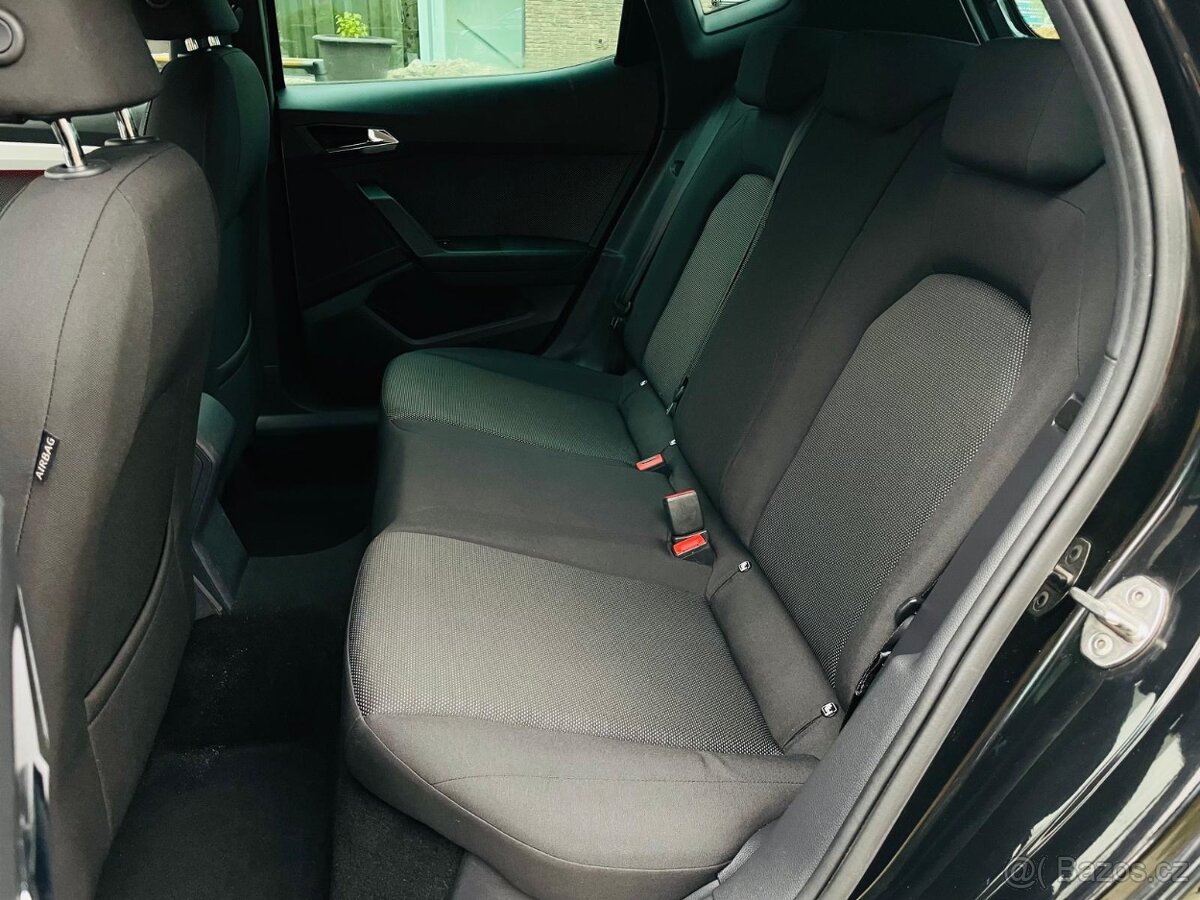 Seat Arona 1.6TDI VÝHŘEV KAMERA XCELLENCE VIRTUAL COCKPIT - 13