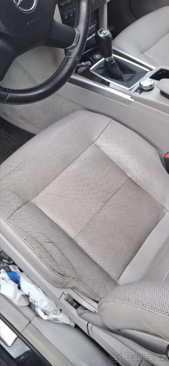 Prodám Mercedes-Benz E S212 - 13