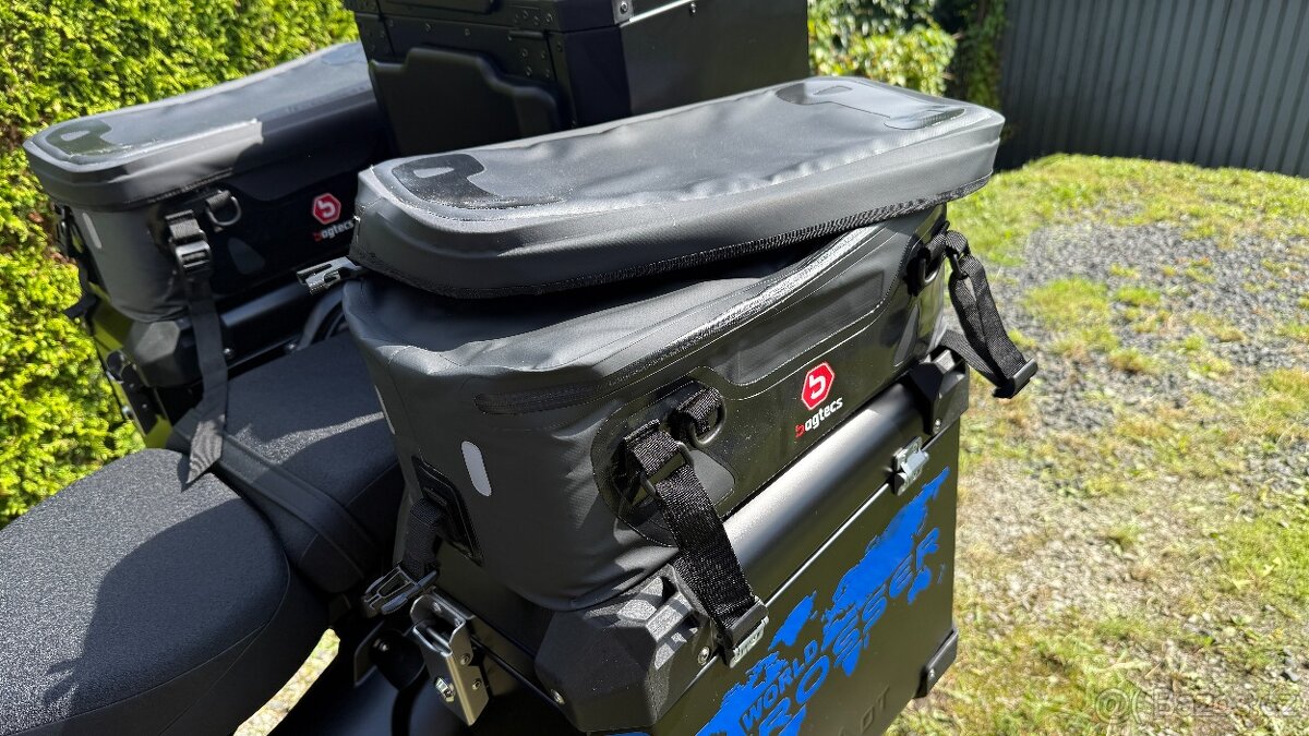 Yamaha XT1200Z Super Tenere - 13