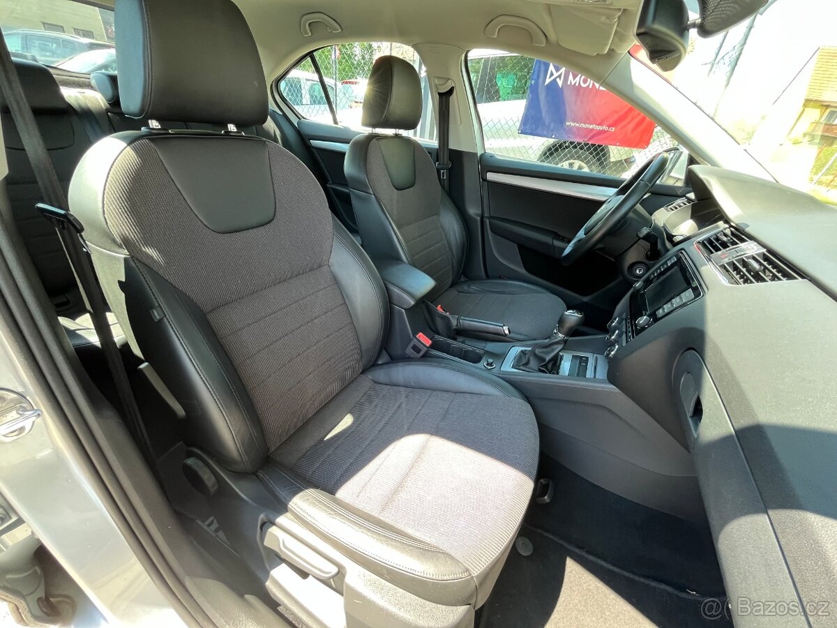 Škoda Octavia 1.4 TSi Elegance, Xenony - 13