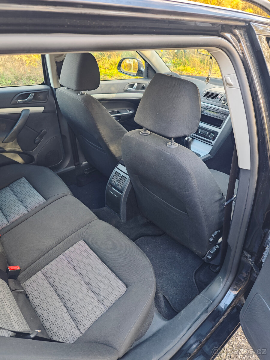 Škoda Octavia 1,4 TSi 90 kw - 13