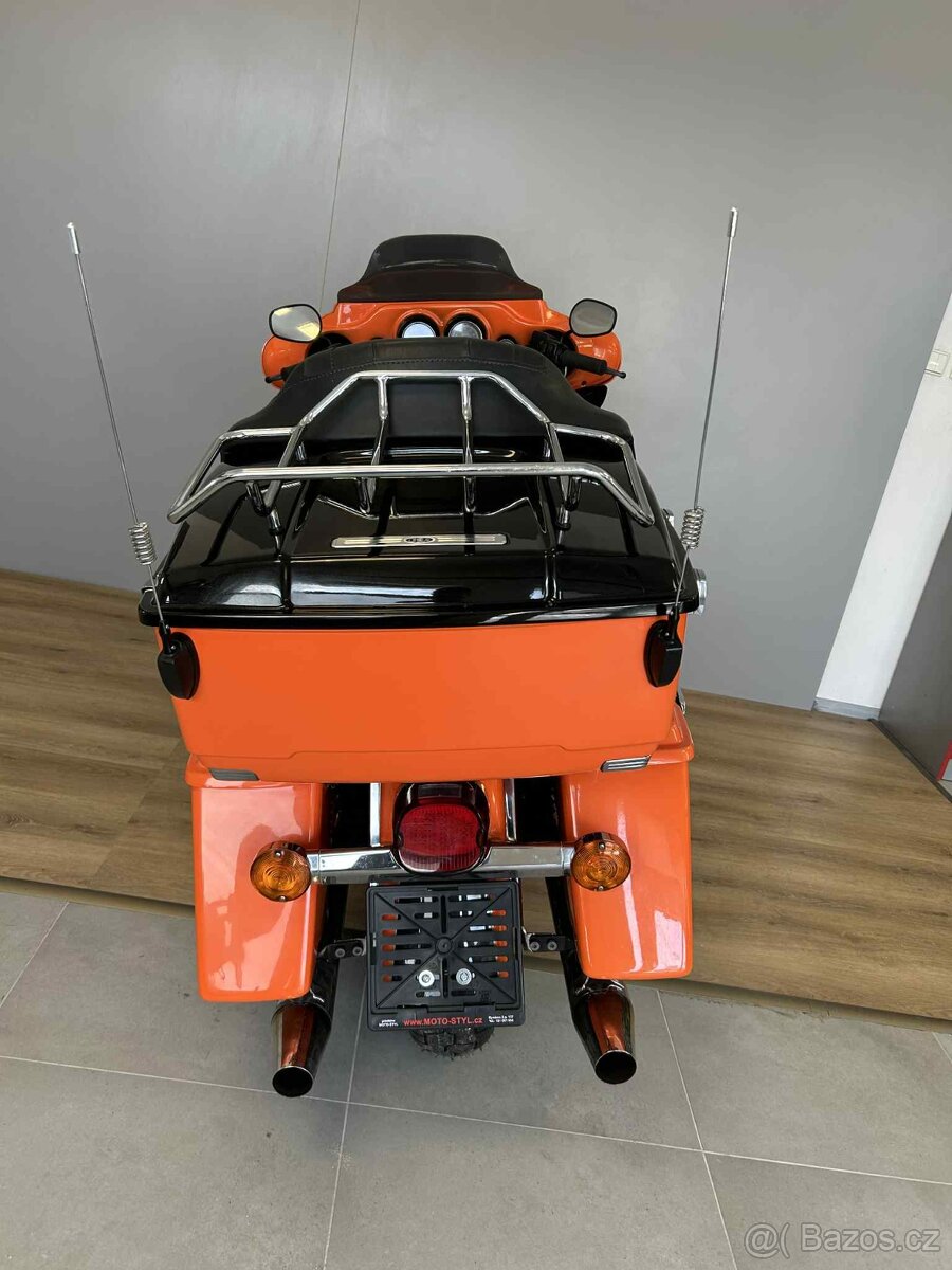 Harley-Davidson FLHTCUI Electra Glide Ultra - 13