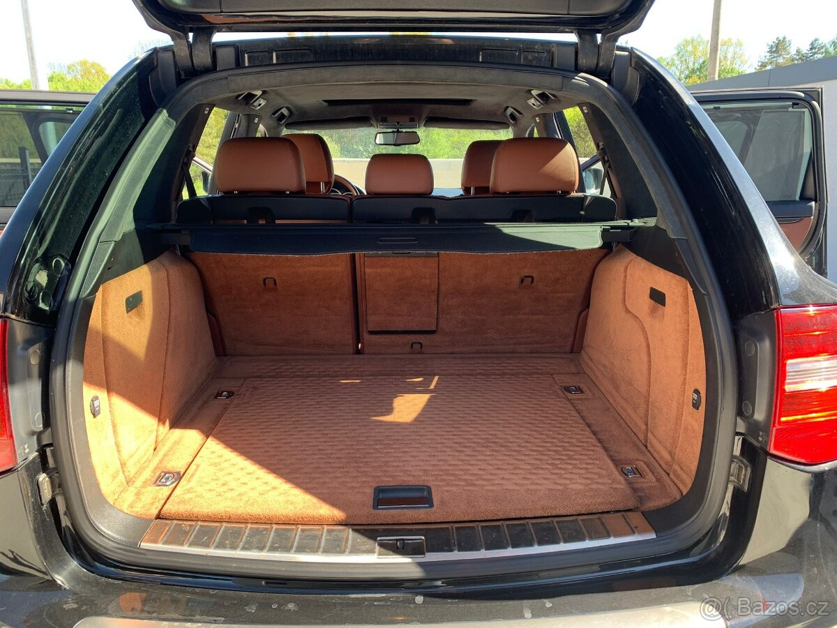 Porsche Cayenne Turbo Tiptronic - 13