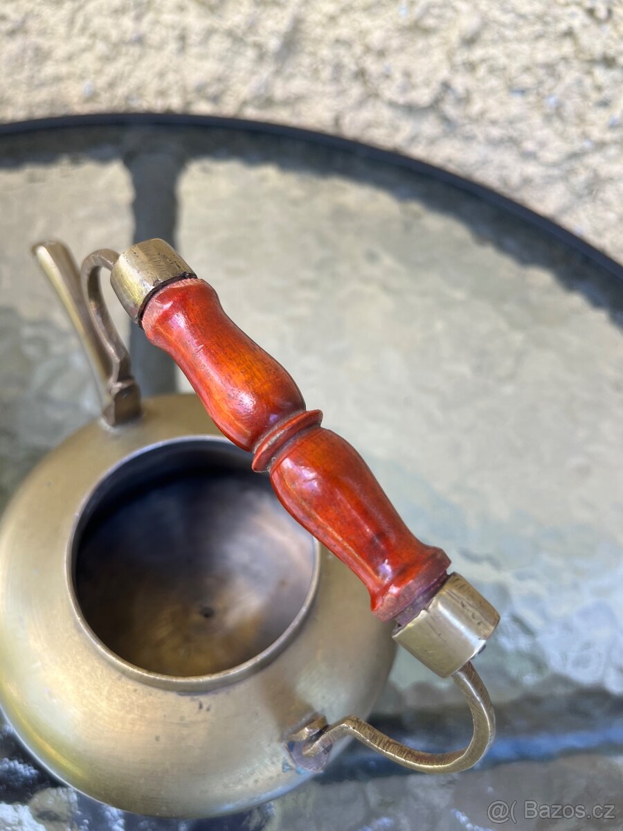 Stará mosazná konvička - 13