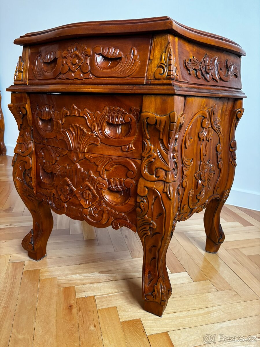 Zámecká postel - 13