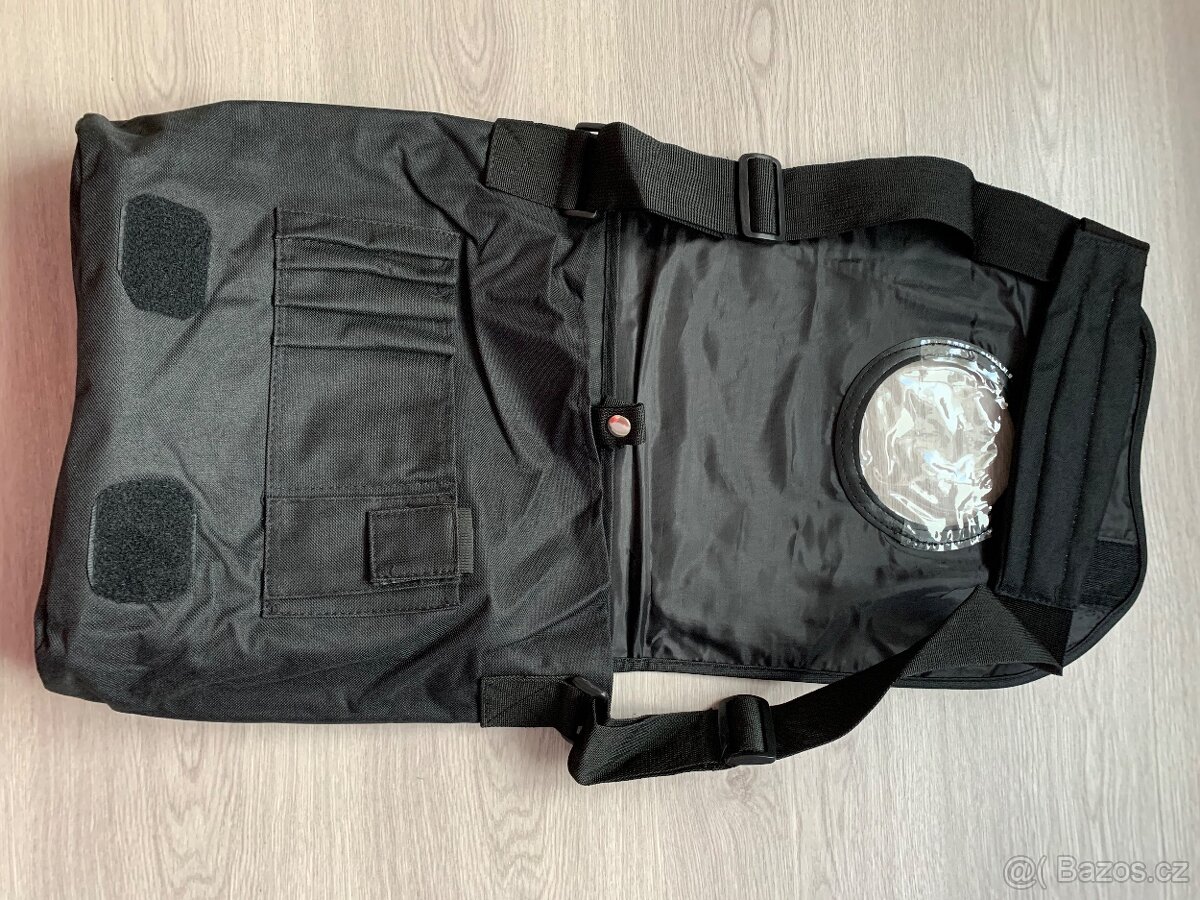 Nový černý batoh s bílým - 13