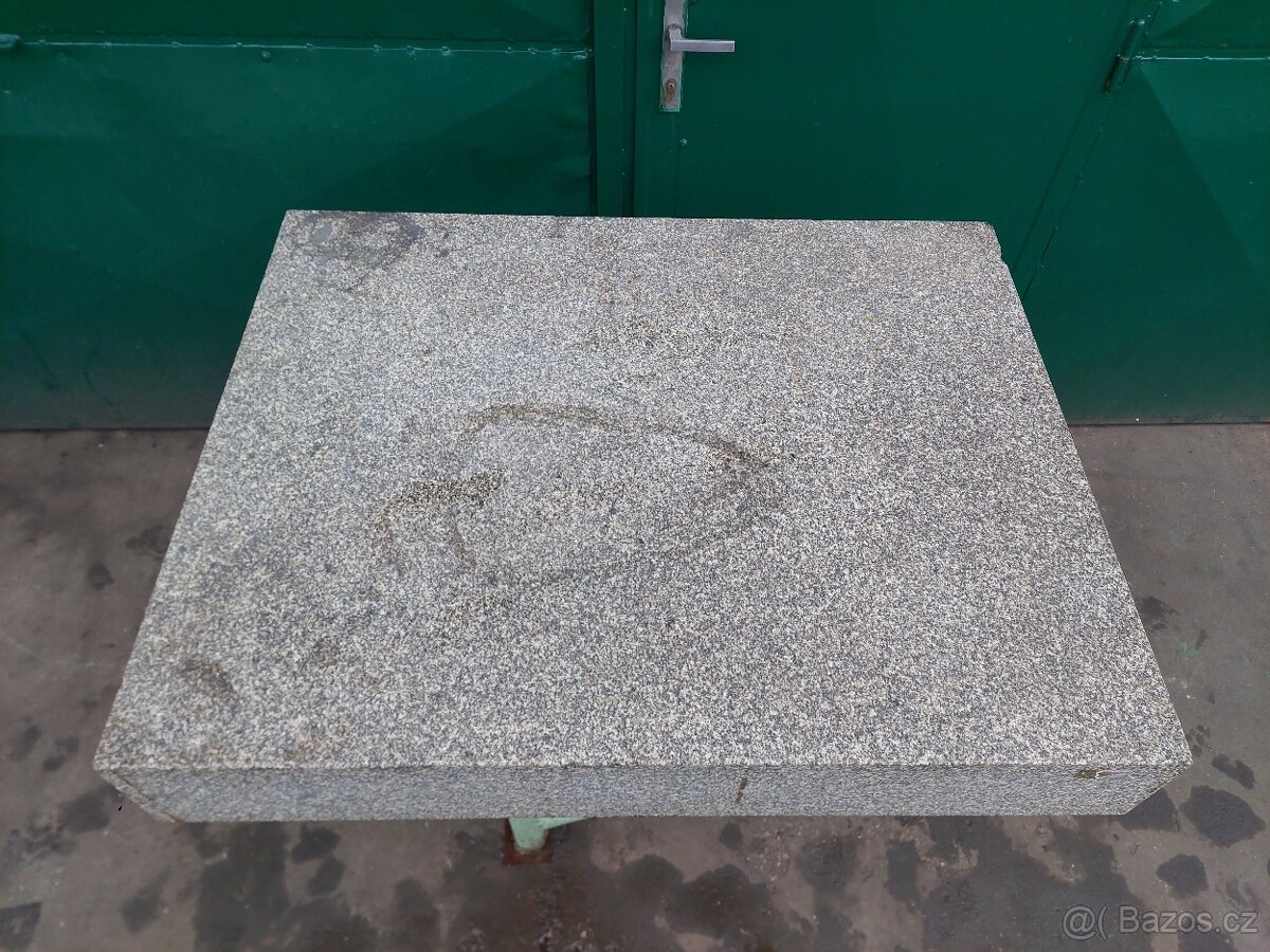 Litinová a kameninová rýsovací deska - 13
