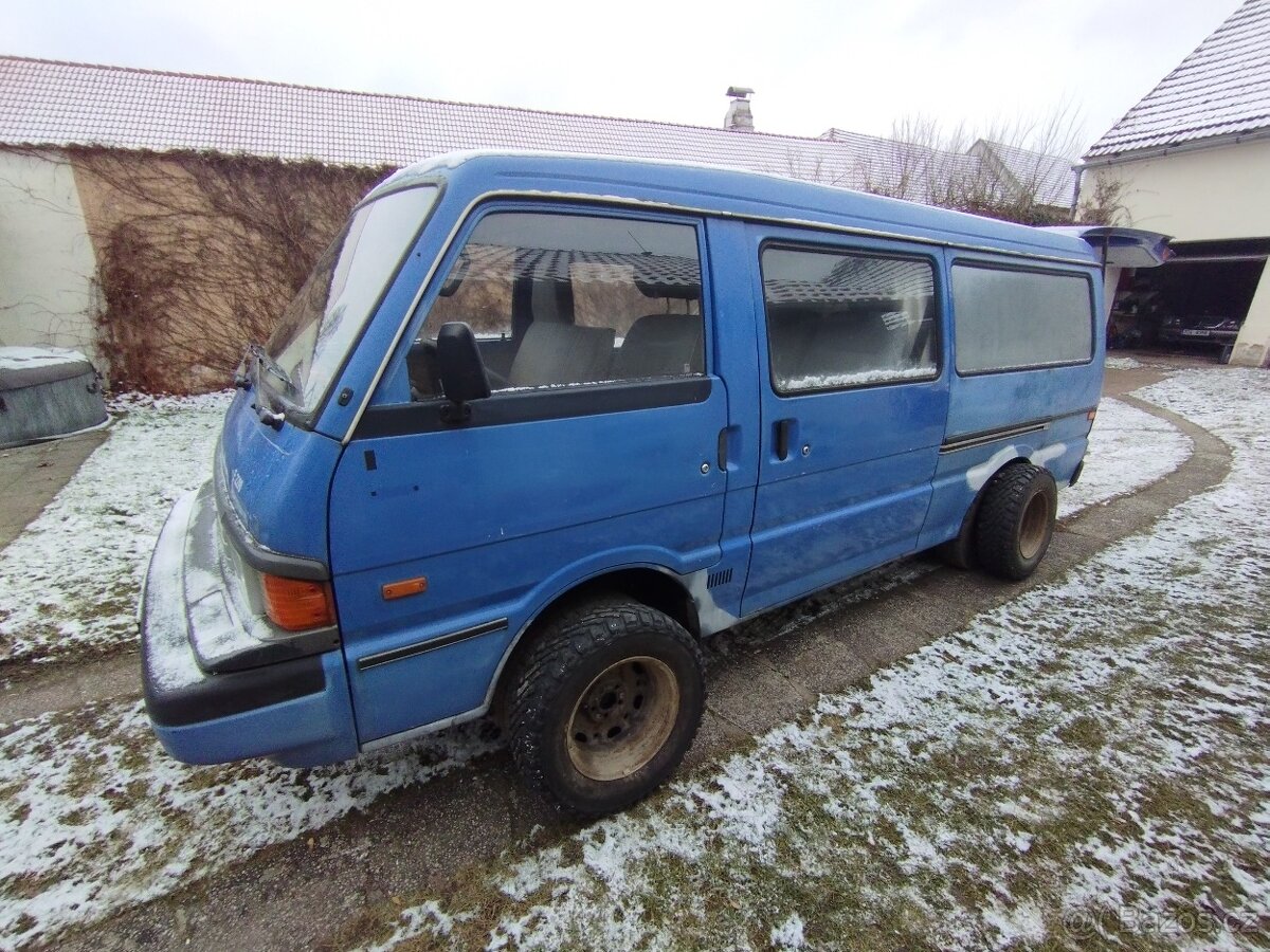 E2200 4x4 - 13