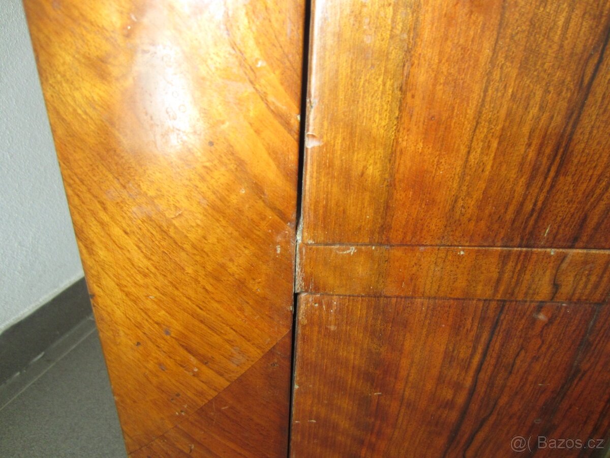 Starožitná psací komoda - 13