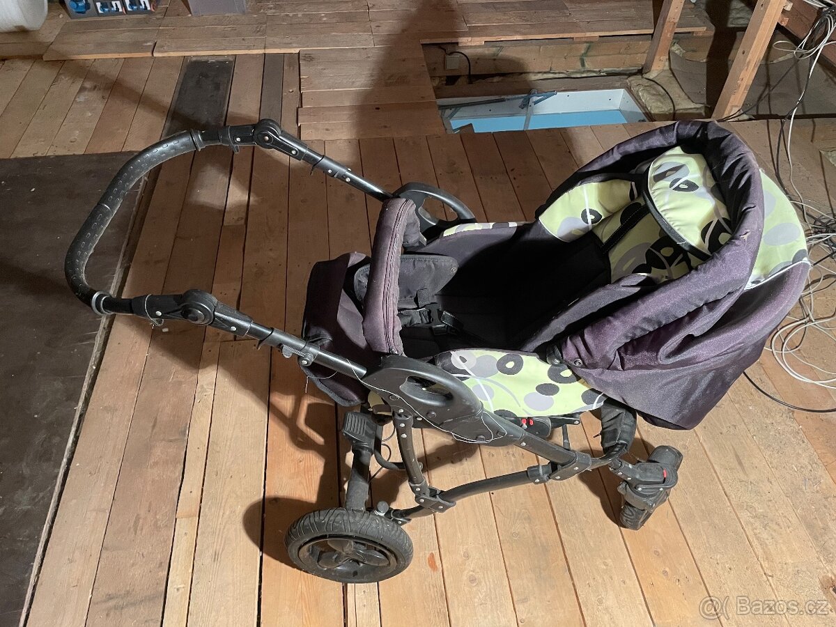 Spousta dětských věcí většinou pro mimina a malé deti - 13