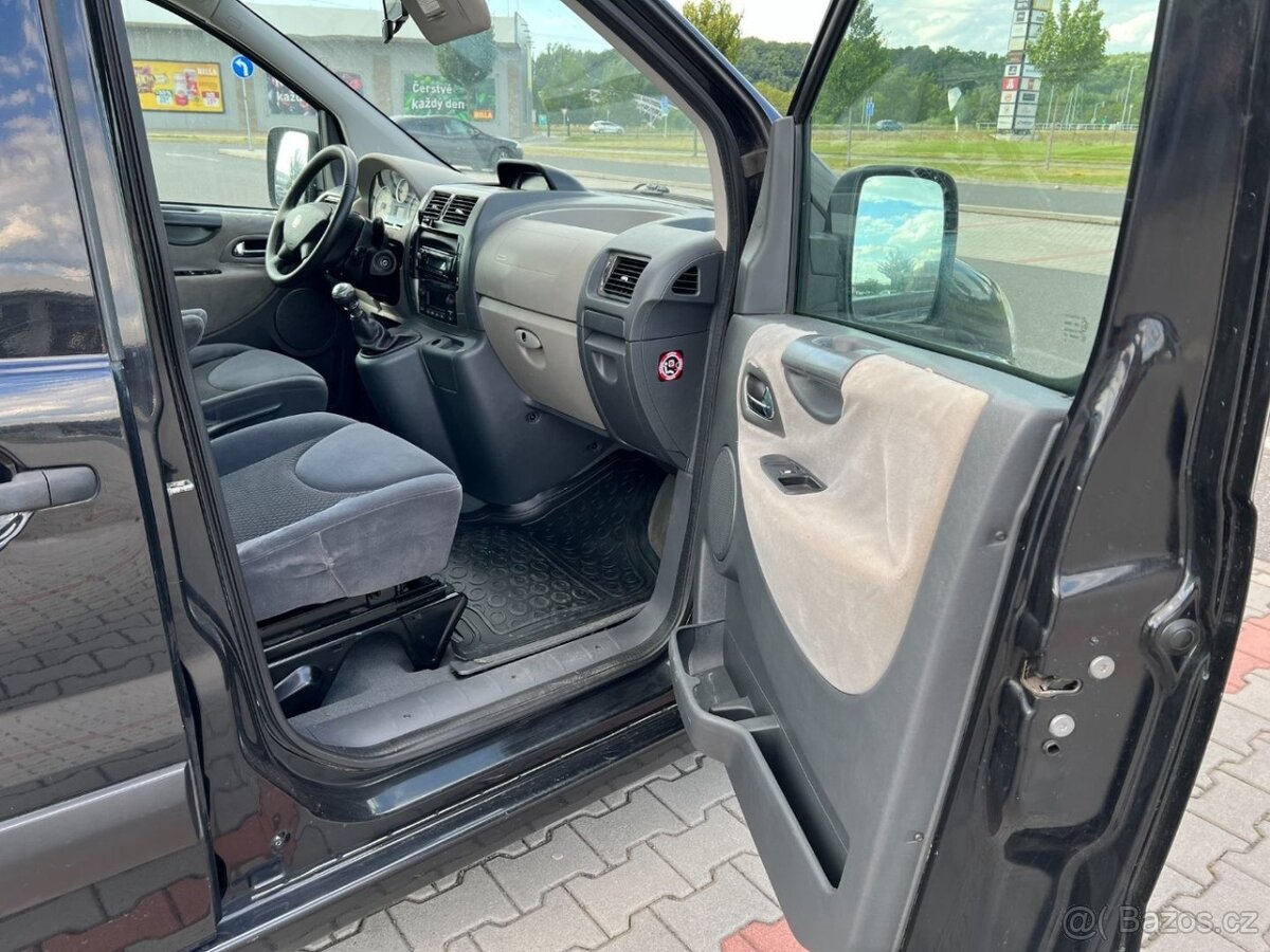 Fiat Scudo 2.0 JTD 100kw 8 míst long TZ 2 šoupačky - 13