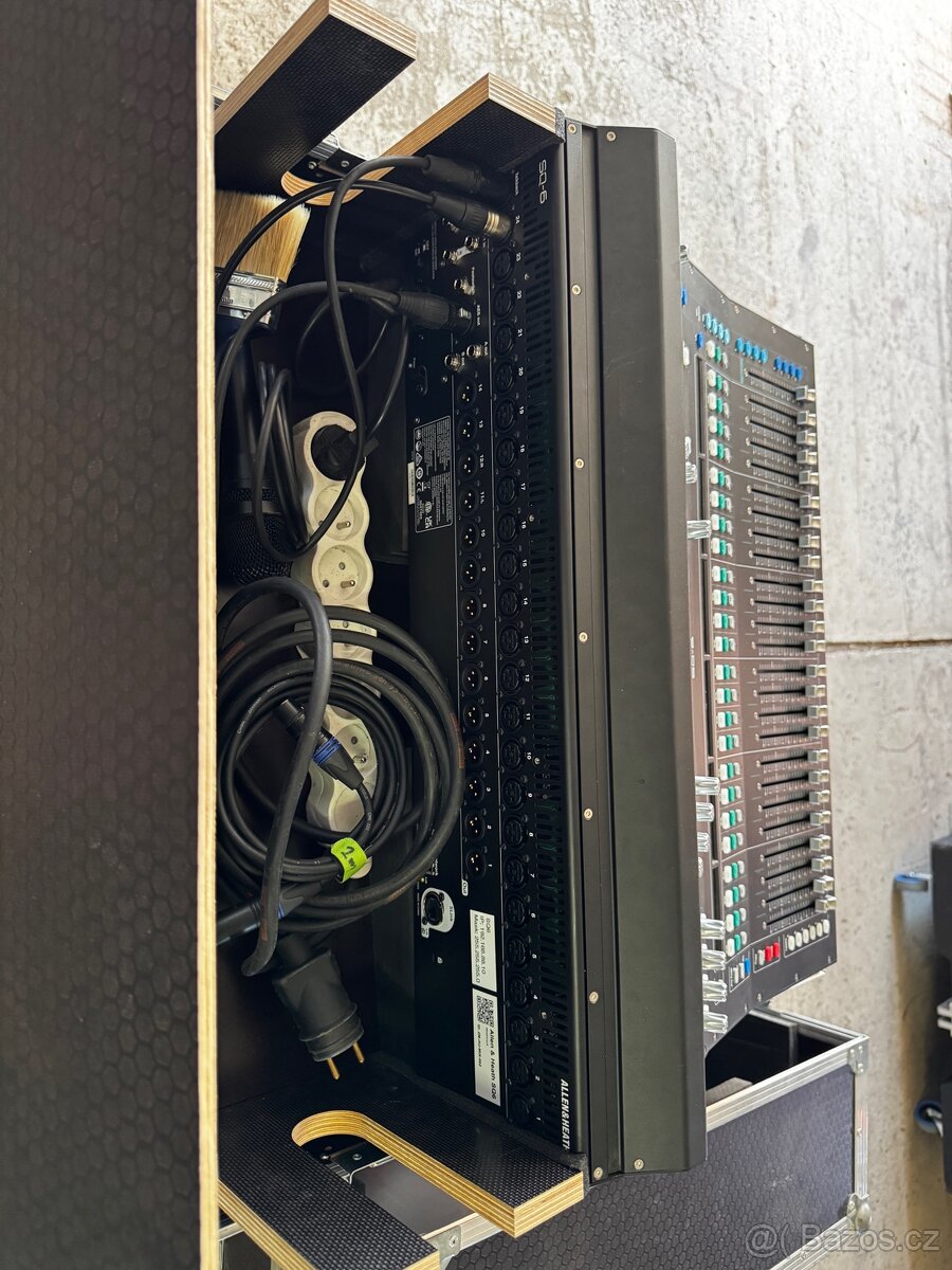 Allen & Heath sq - 13