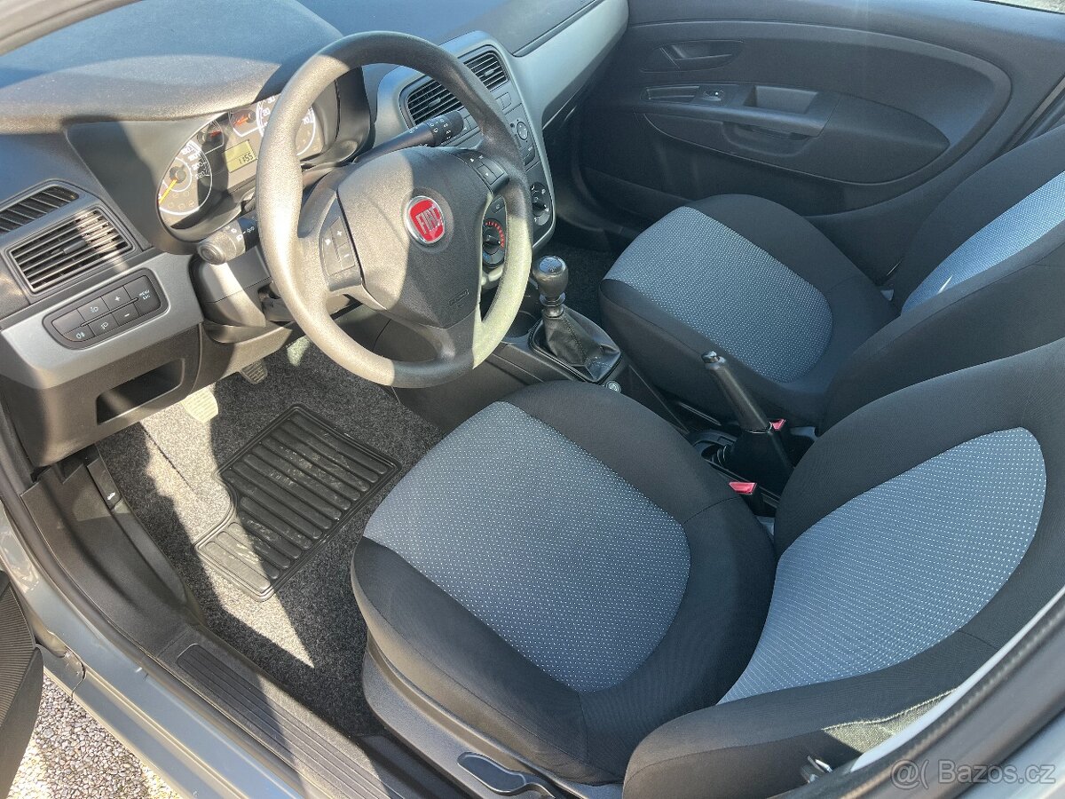 Fiat Punto 1.2i 51kw, 1 majitel - 13