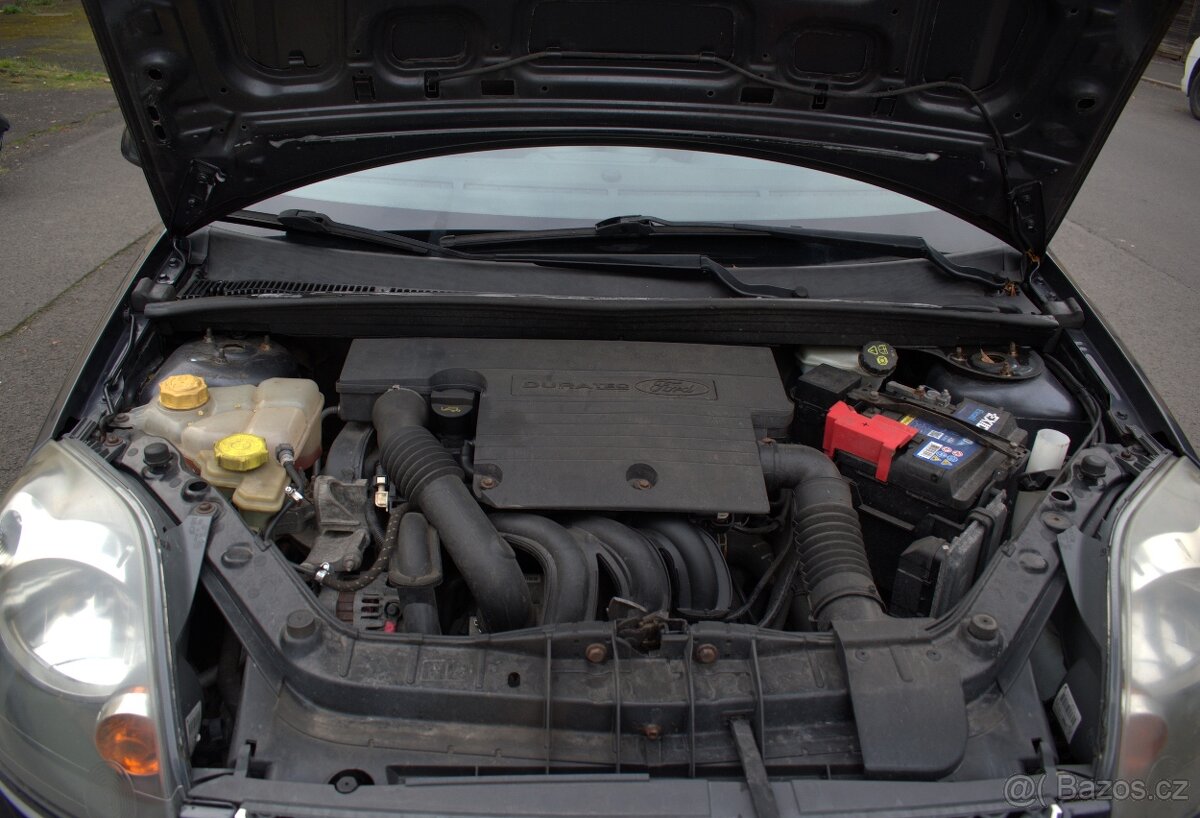 Ford Fiesta Mk5 1.4i - 13