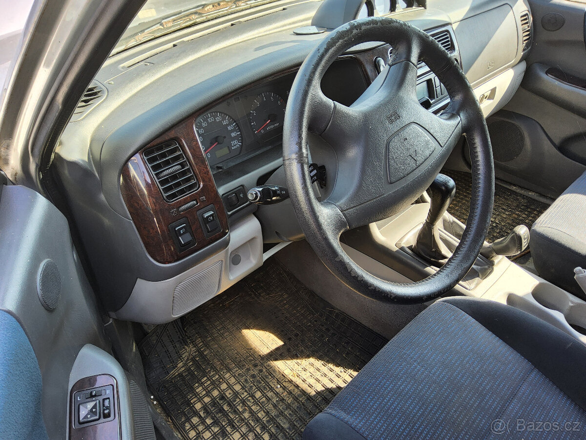 Mitsubishi Pajero SPORT 3,0 V6 GLS - DILY z VOZU - 13