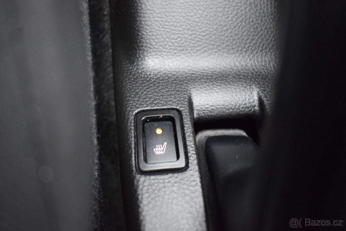 Suzuki Swift 1,2 i TOP STAV,PO STK - 13