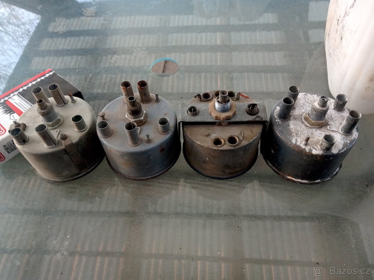 Tachometr a pristrojovka avia - 13