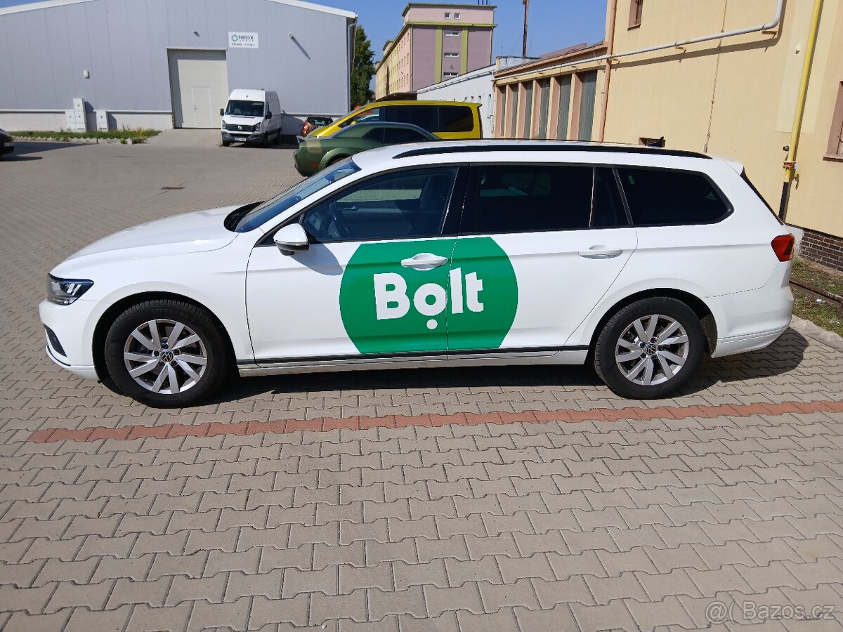 ⏩Zaměstnám česky mluvící řidiče⏪ - 🚕vozidla v automatu🔝 - 13