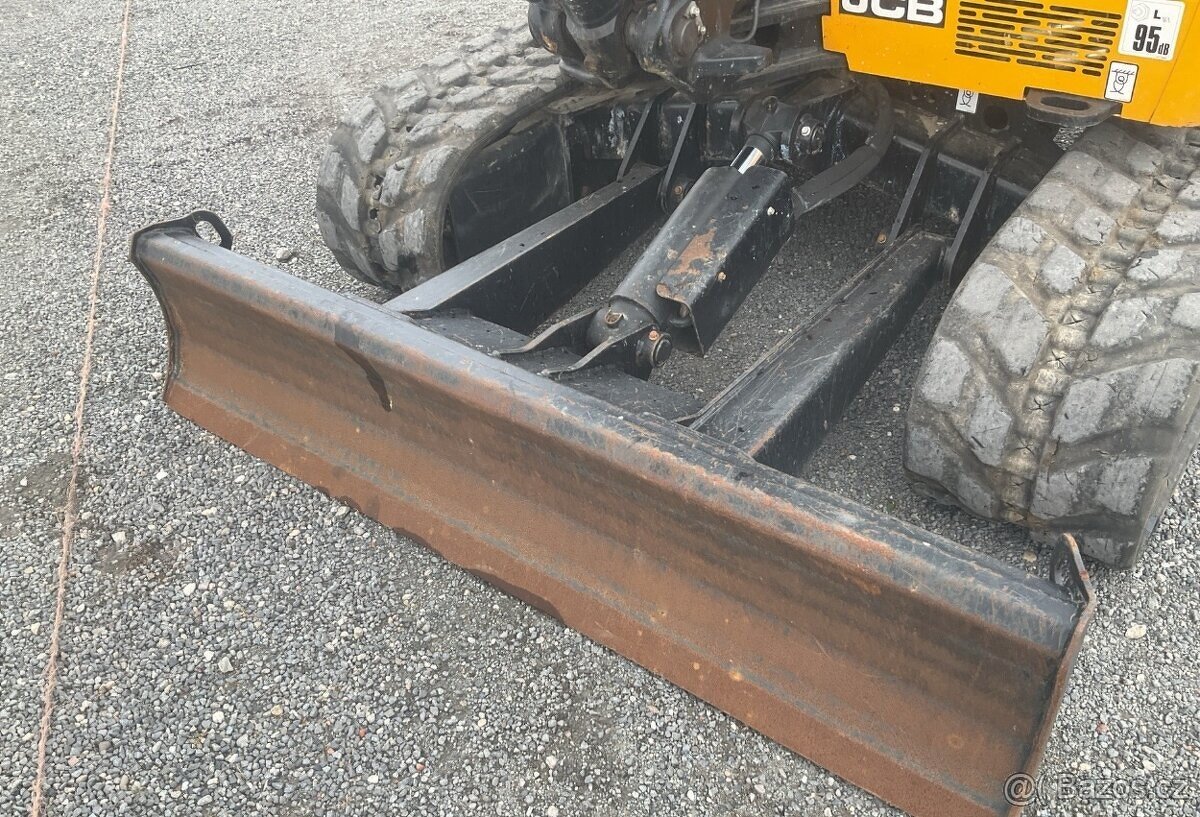 JCB 50 Z - zánovní rýpadlo 2. generace v TOP stavu - 13