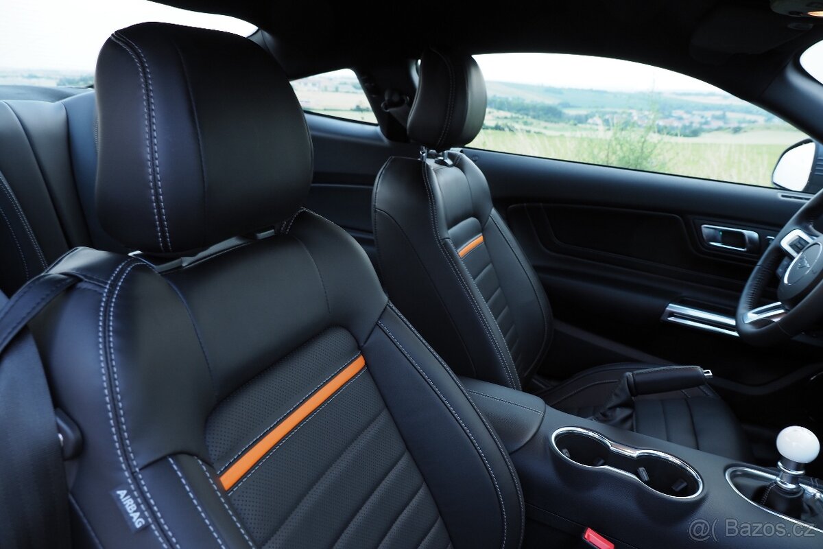 Ford Mustang MACH 1 sběratelský kousek - 13