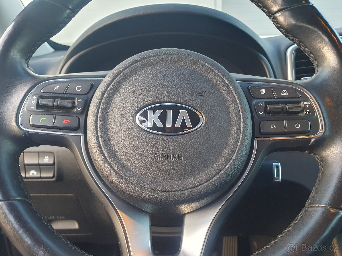kia sportage 1.7 crdi , 100TIS/KM , 1.MAJITEL ČR - PERFEKT - 13