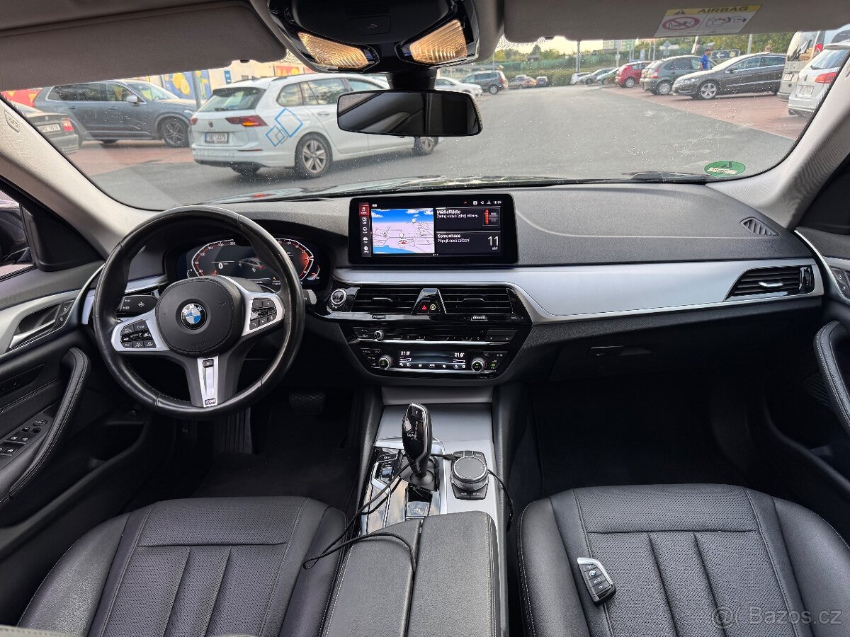 BMW 530 2022 - 13