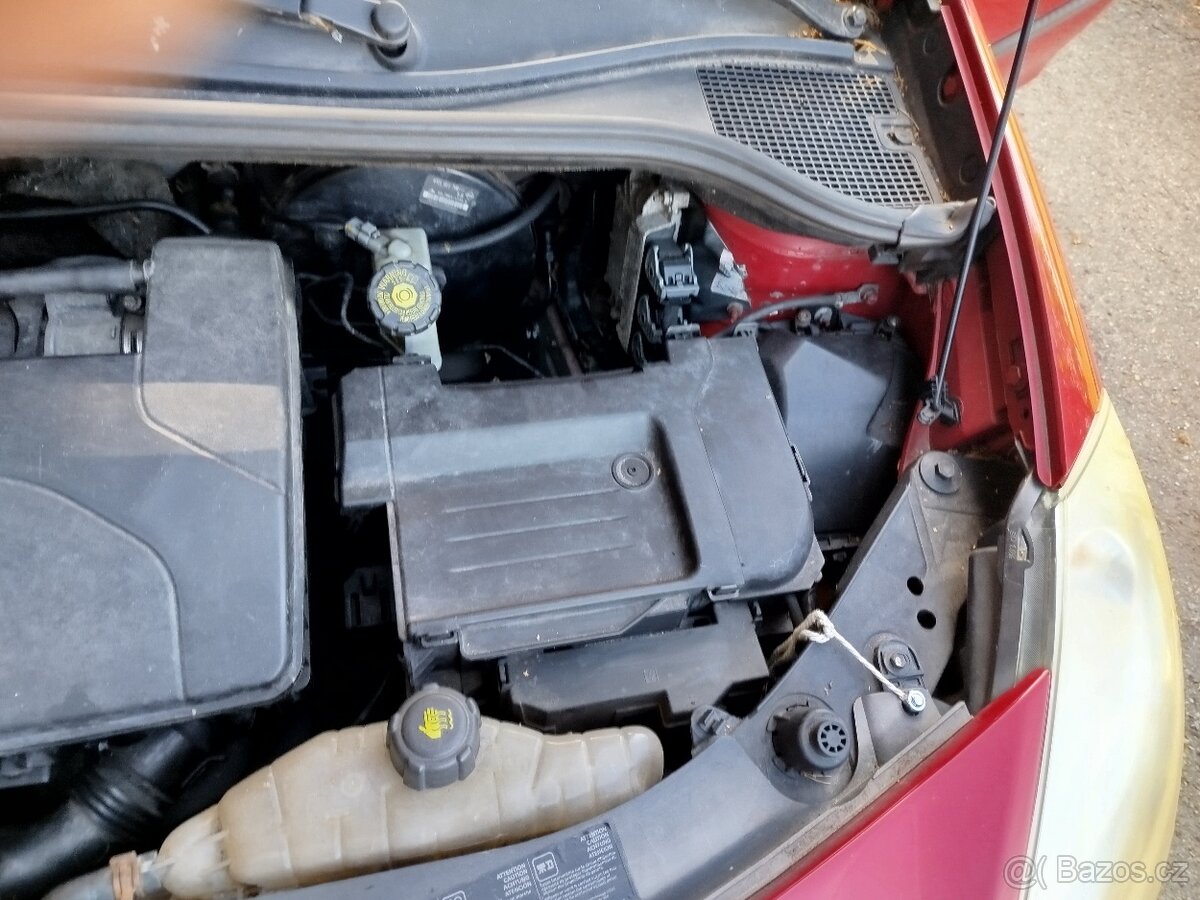 Renault Clio grand tour - 13
