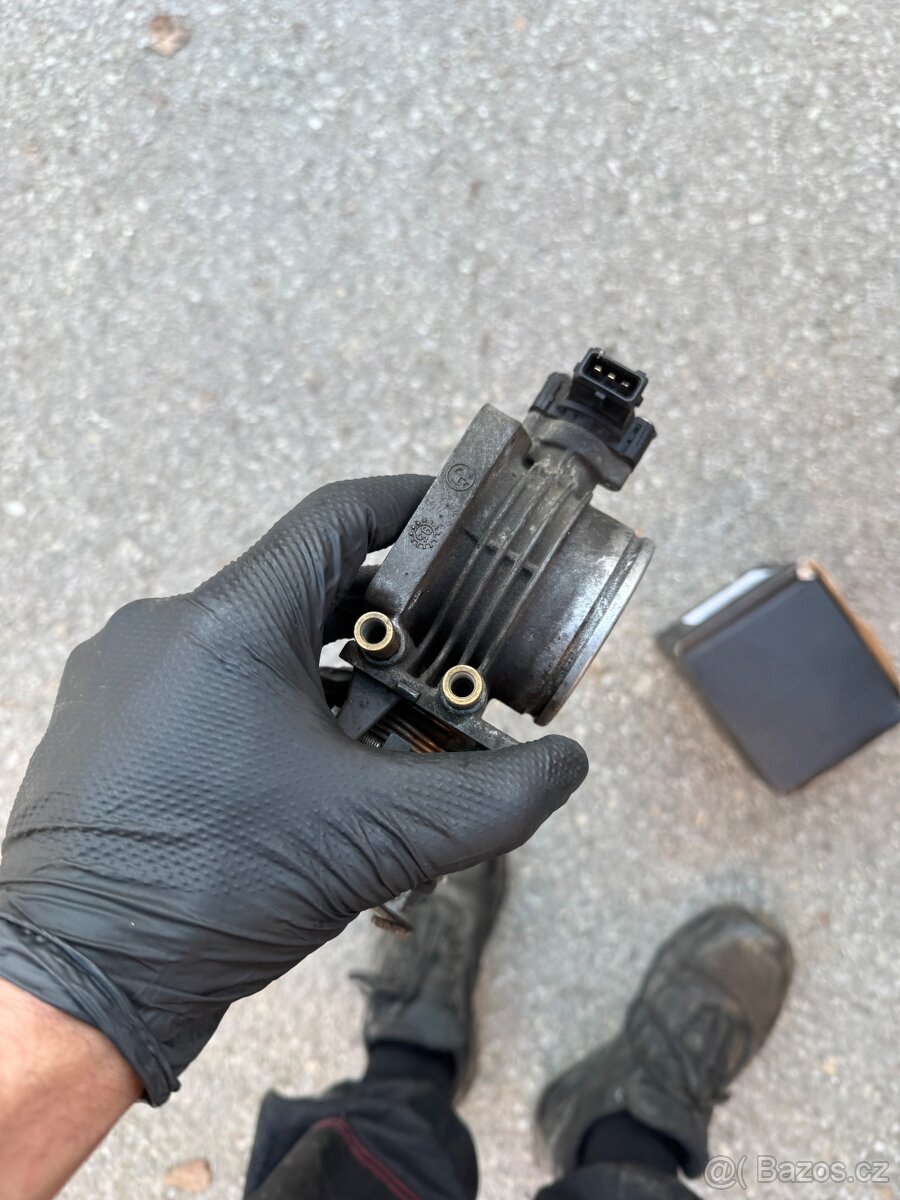 BMW e34 díly - 13