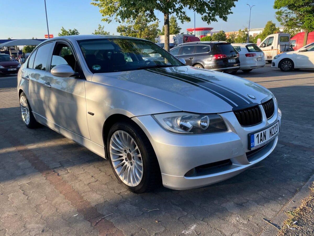 Bmw 3 e90 - 13