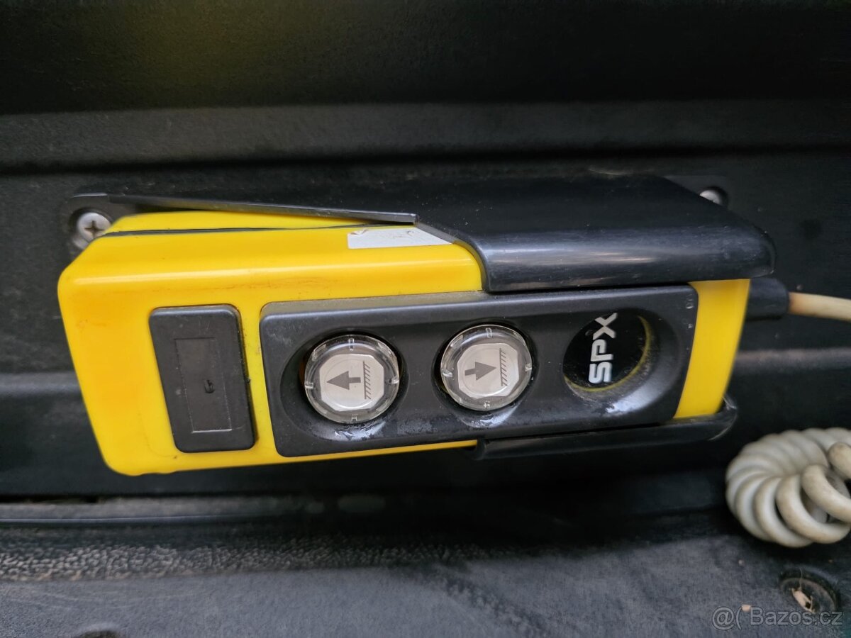 IVECO DAILY SKLÁPĚČ 2.3 93KW R.2016 ORIG 163000km - 13