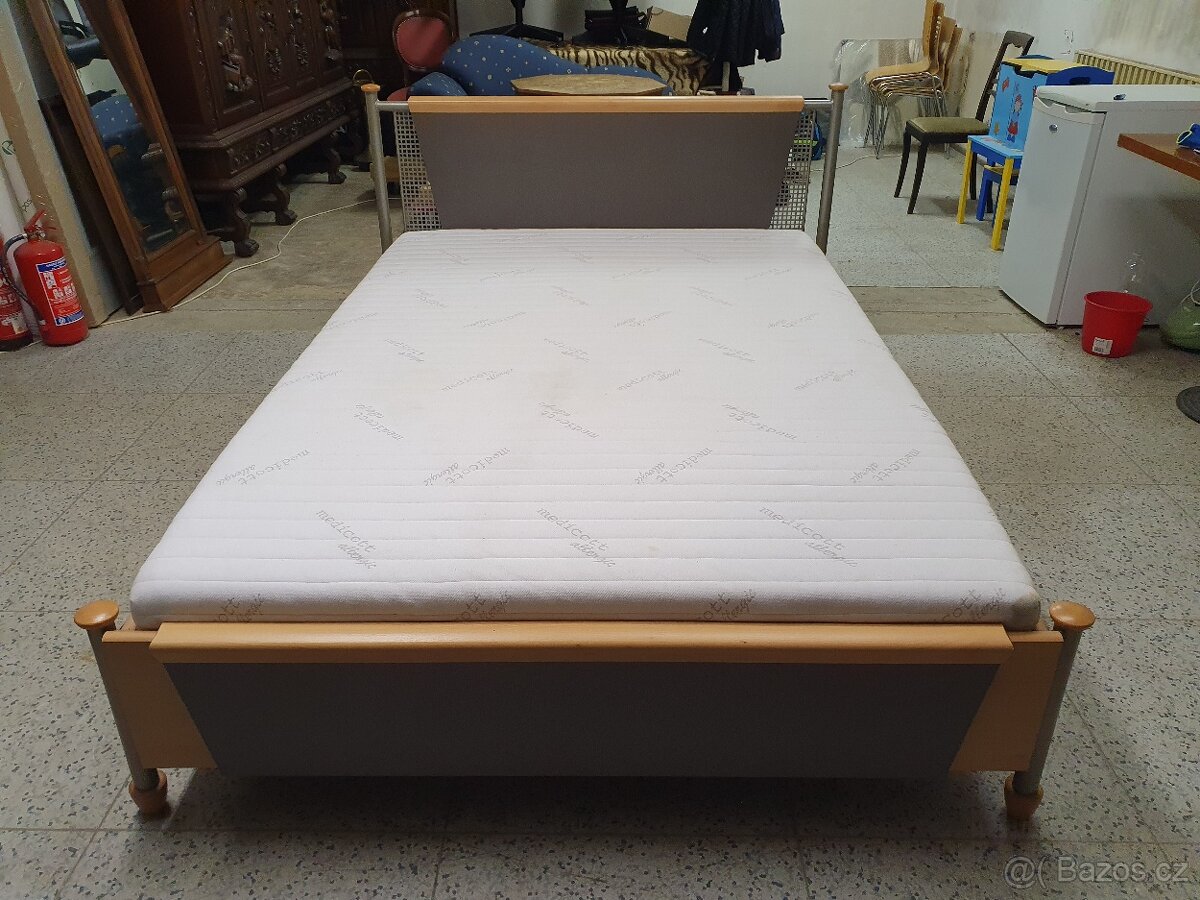 postel + rošt + matrace - 13