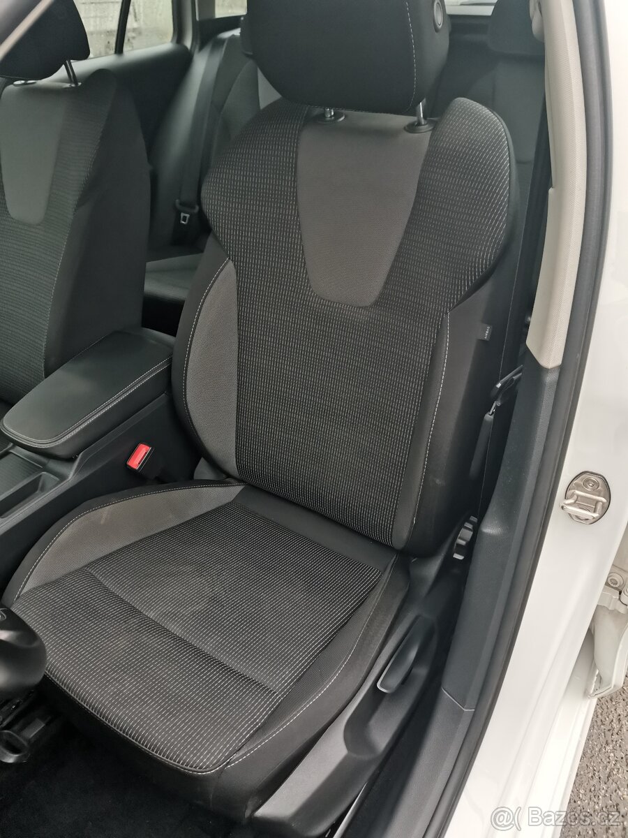 ŠKODA OCTAVIA COMBI 2,0TDI - 6/2021,1.majitel, původ ČR, DPH - 13