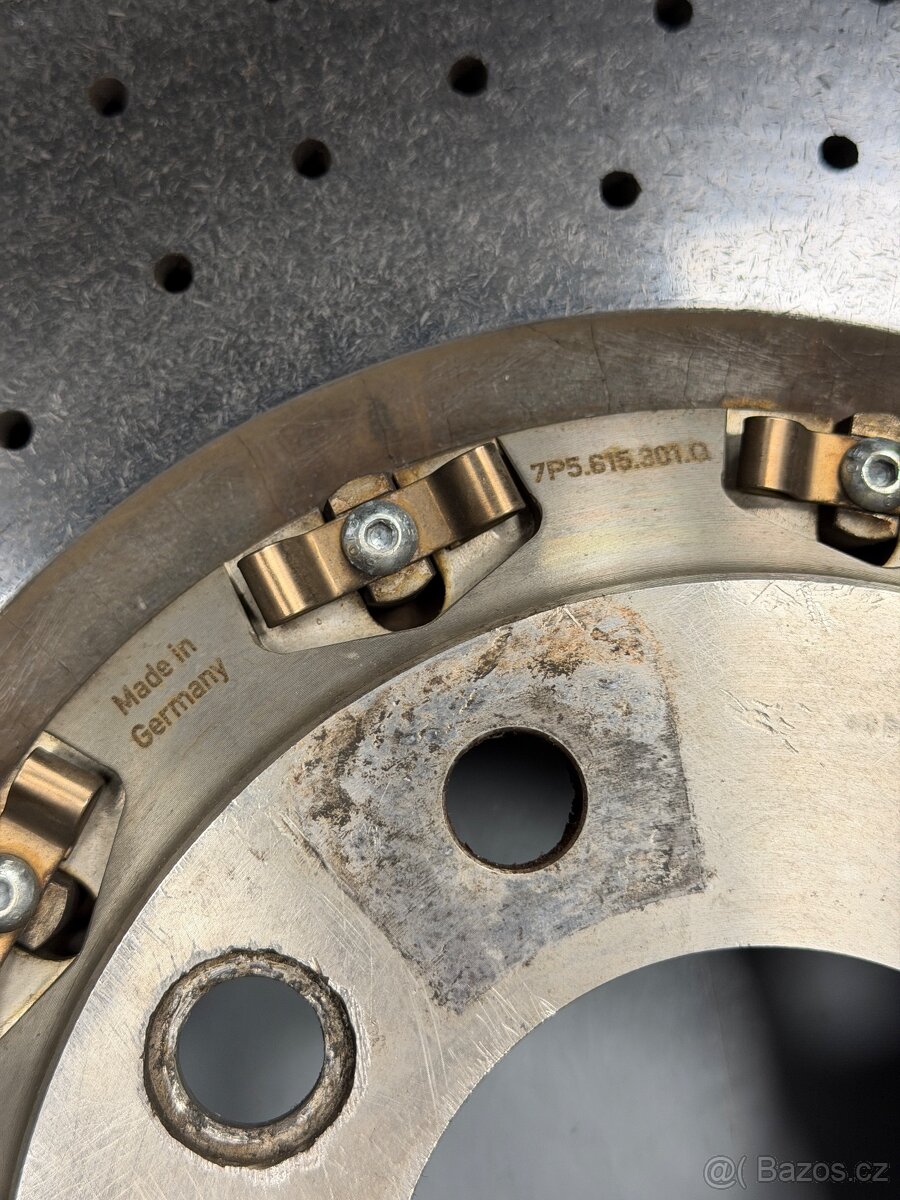 Carbon keramicke brzdy Porsche Cayenne - 13