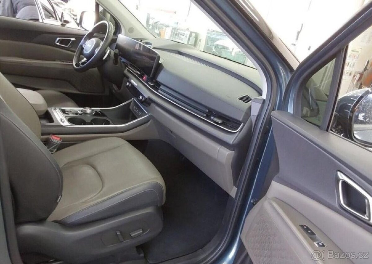 Kia Carnival 2.2-7MÍST-NOVÝ MODEL-NA CESTĚ - 13