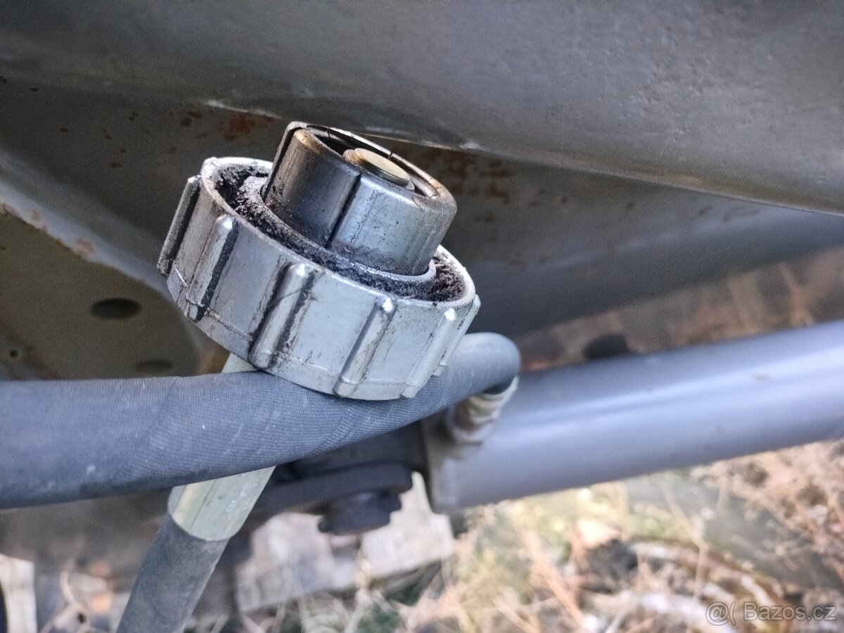 čelní nakladač BAAS 14 000kč - 13