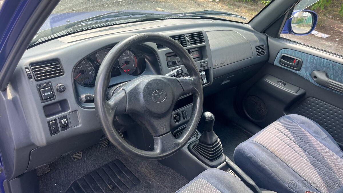 Toyota Rav4 - 13