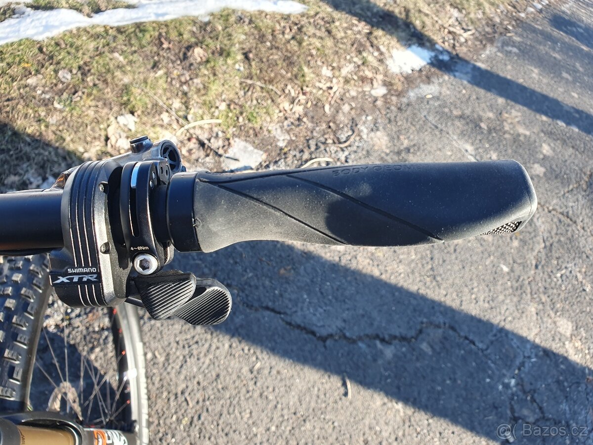 Celoodpružené kolo Scott Spark 940 - 13